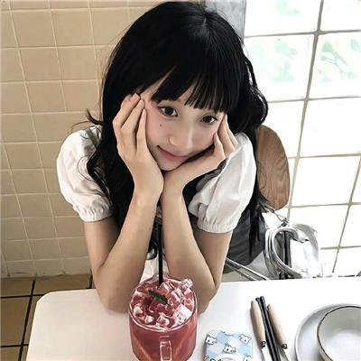 淡蓝琥珀